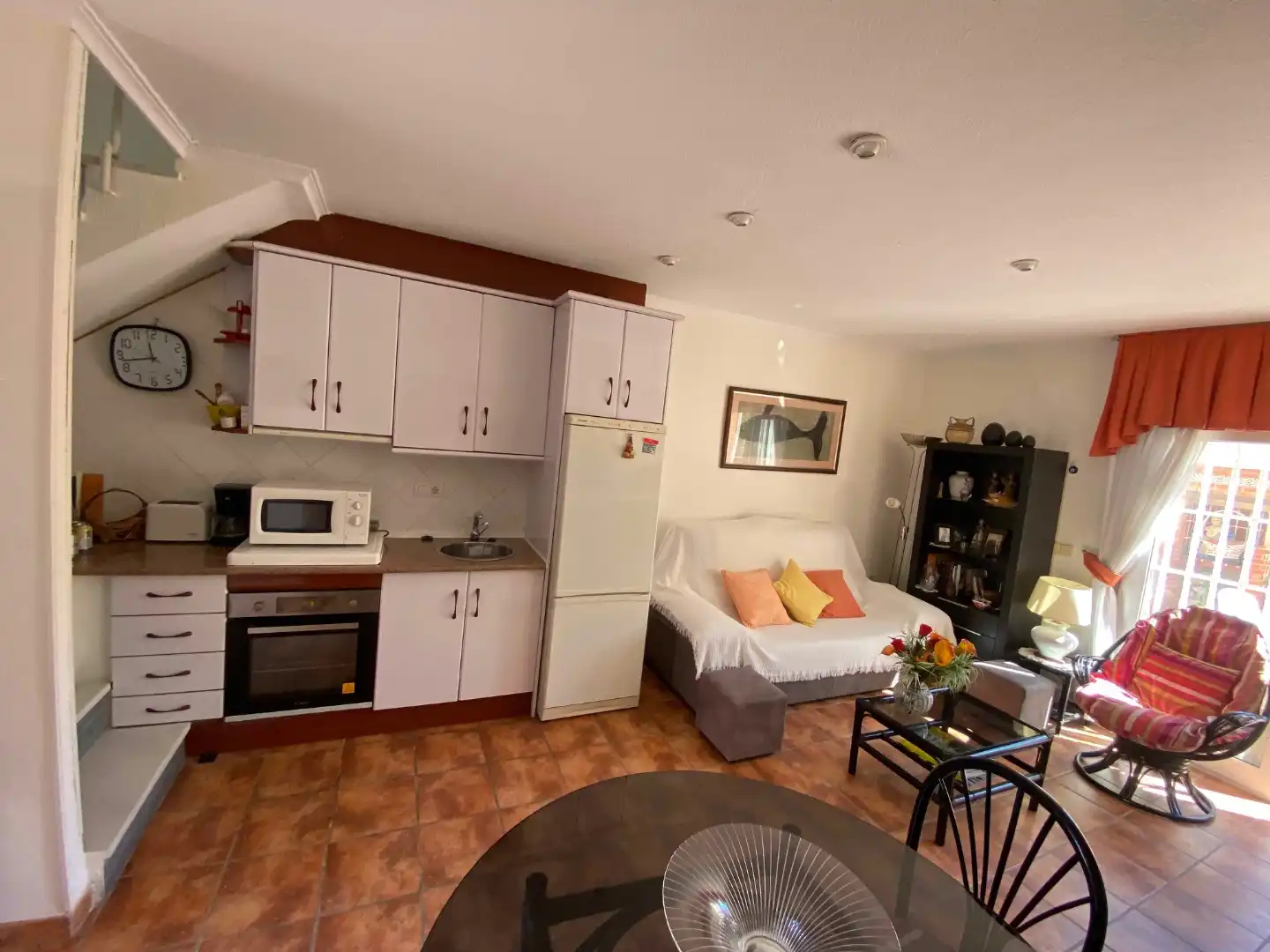 Casa adosada en venta en Calle Madamme Curie, 2, Torrevieja Cocina de Casa adosada en venta en Torrevieja con Aire acondicionado y Balcón