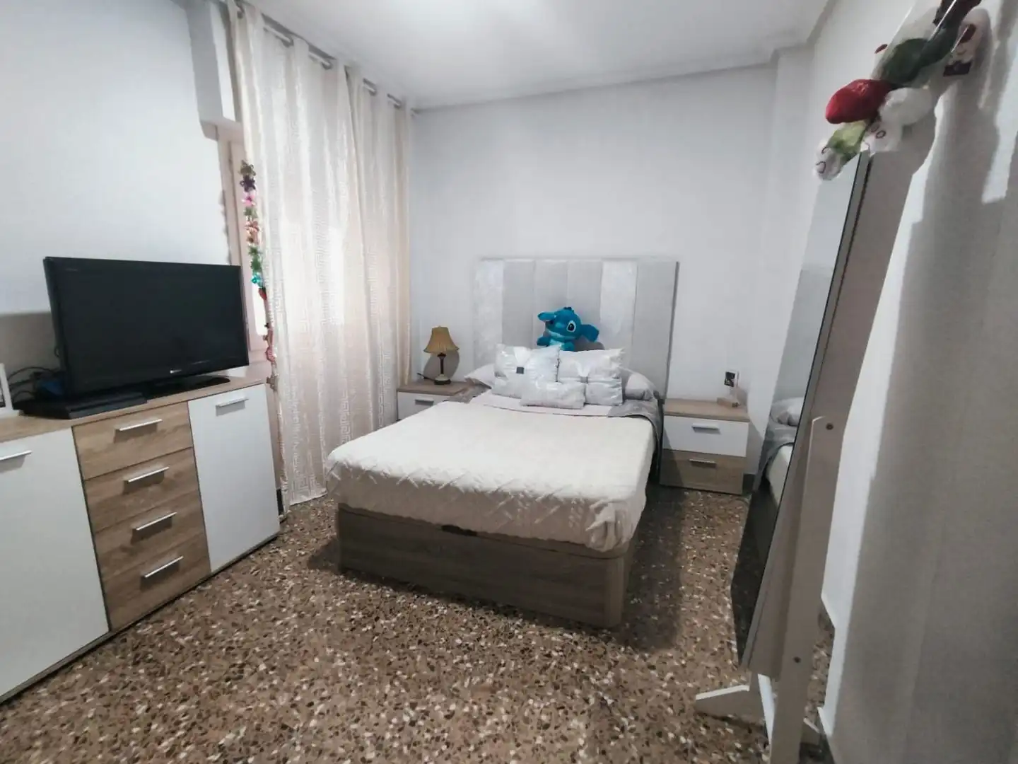 Flat for sale in Carrer Monserrate Guilabert Valero, 45, Carrús Oeste Bedroom of Flat for sale in Elche / Elx with Air Conditioner