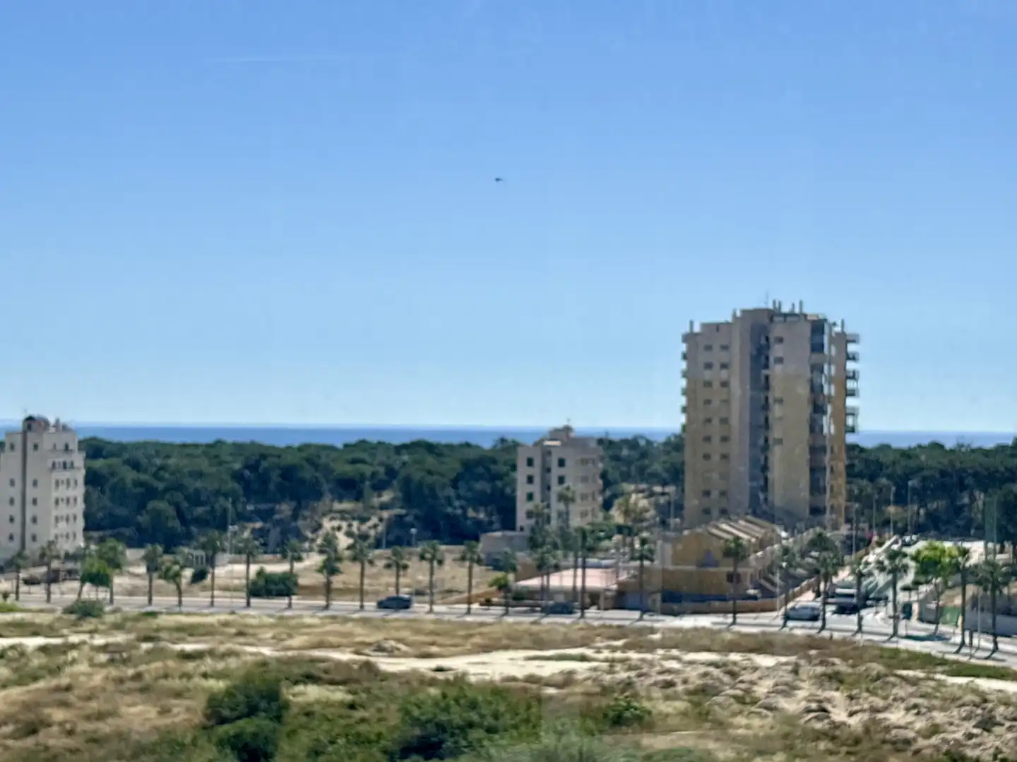 Wohnung zum Verkauf in Carrer Jesús Lucas, 11, Puerto Deportivo Außenansicht von Wohnung zum Verkauf in Guardamar del Segura mit Klimaanlage, Terrasse und Schwimmbad