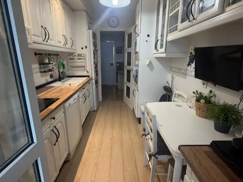 Flat for sale in Avenida de Los Encuartes, 9, Tres Cantos Kitchen of Flat for sale in Tres Cantos with Air Conditioner