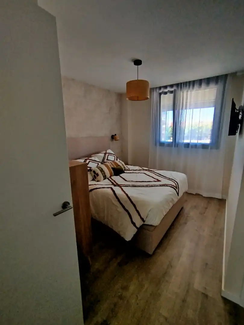 Pis en venda a Calle Maria Curie, 1, Hospital Dormitori de Pis en venda en Valdemoro amb Aire condicionat, Calefacció i Parquet