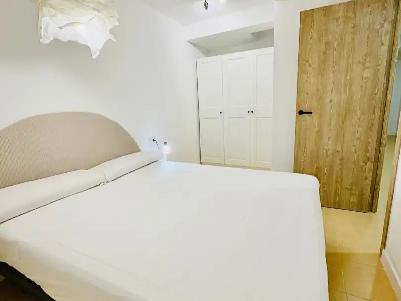 Apartments for rent in Hospital - Plaza del Real Bedroom of Apartments for rent in Castellón de la Plana / Castelló de la Plana with Air Conditioner, Heating and Furnished