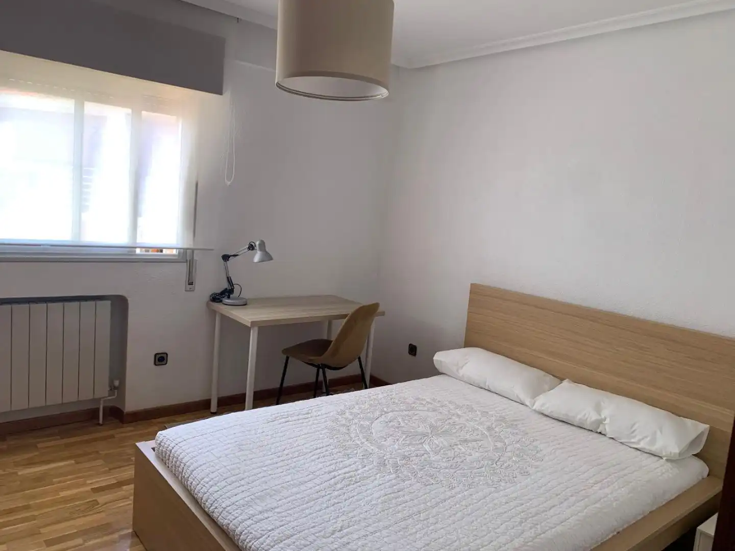 Flat for rent in Calle de Alejandro Rodríguez, 4, Bellas Vistas Bedroom of Flat for rent in Madrid Capital with Balcony