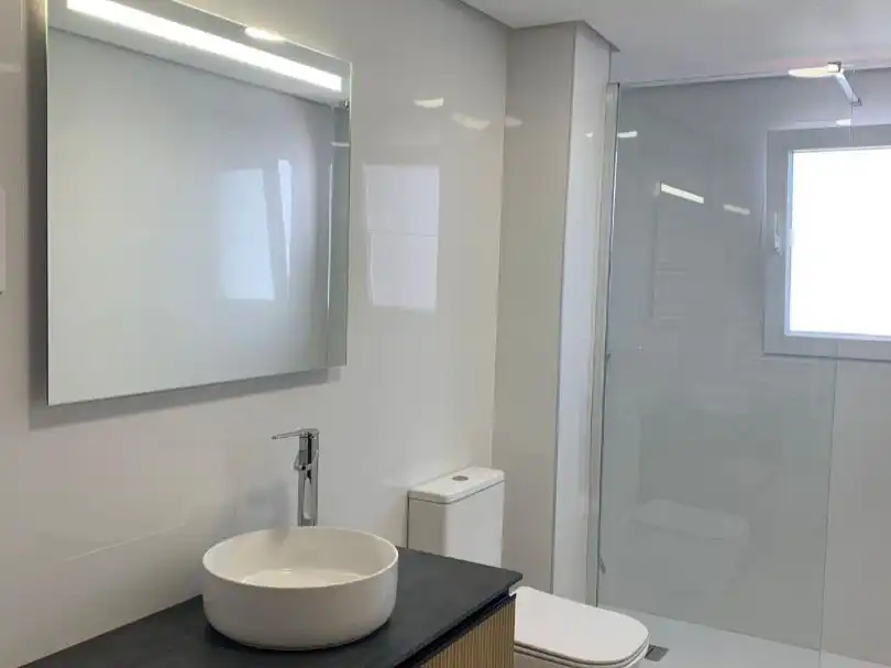Flat for rent in Calle de Alejandro Rodríguez, 4, Bellas Vistas Bathroom of Flat for rent in Madrid Capital with Balcony