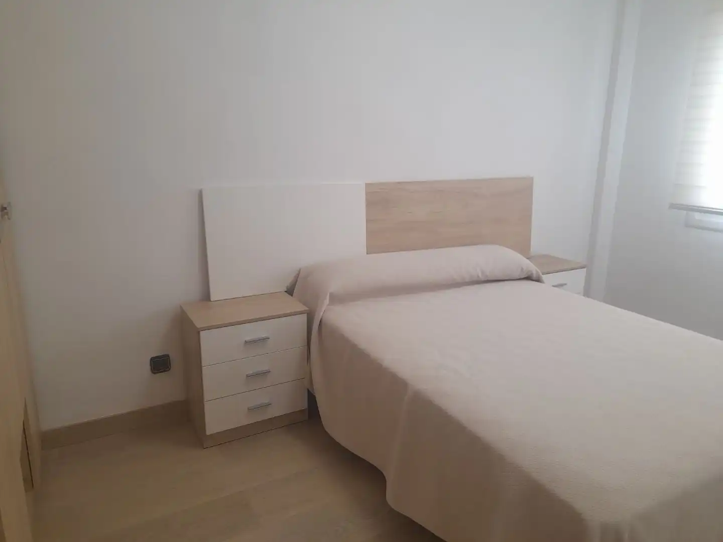 Piso de alquiler en Calle de San Nicolas, 2, Plantío - Alcampo Habitación de Piso de alquiler en Burgos