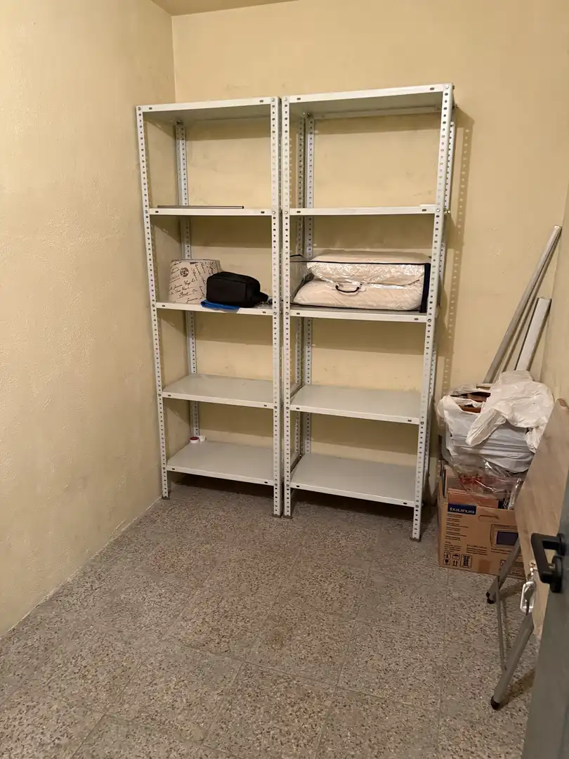 Storage room for sale in Jaén