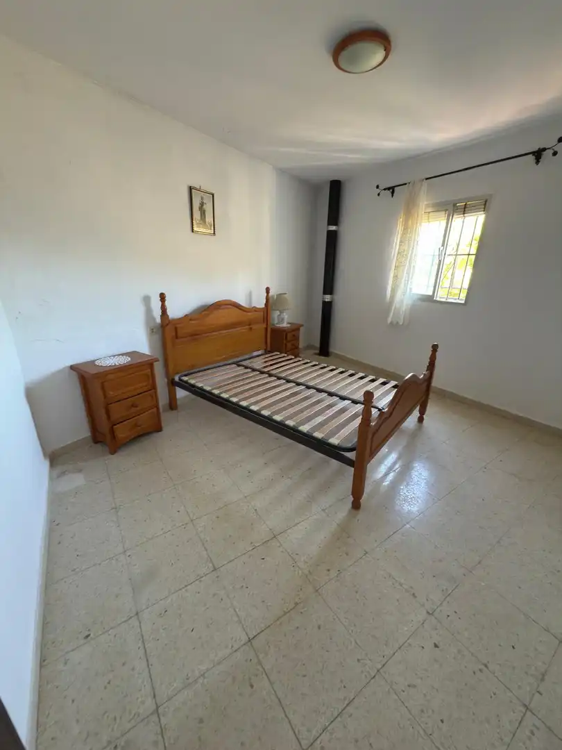 Casa o xalet en venda a Calle Real, 58, Genalguacil Dormitori de Casa o xalet en venda en Genalguacil amb Balcó