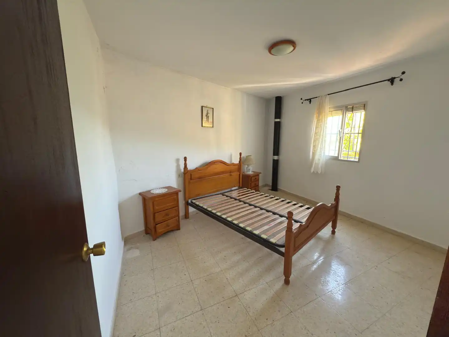 Casa o xalet en venda a Calle Real, 58, Genalguacil Dormitori de Casa o xalet en venda en Genalguacil amb Balcó