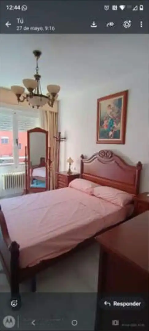 Dormitori de Pis en venda en Granada amb Calefacció i Moblat