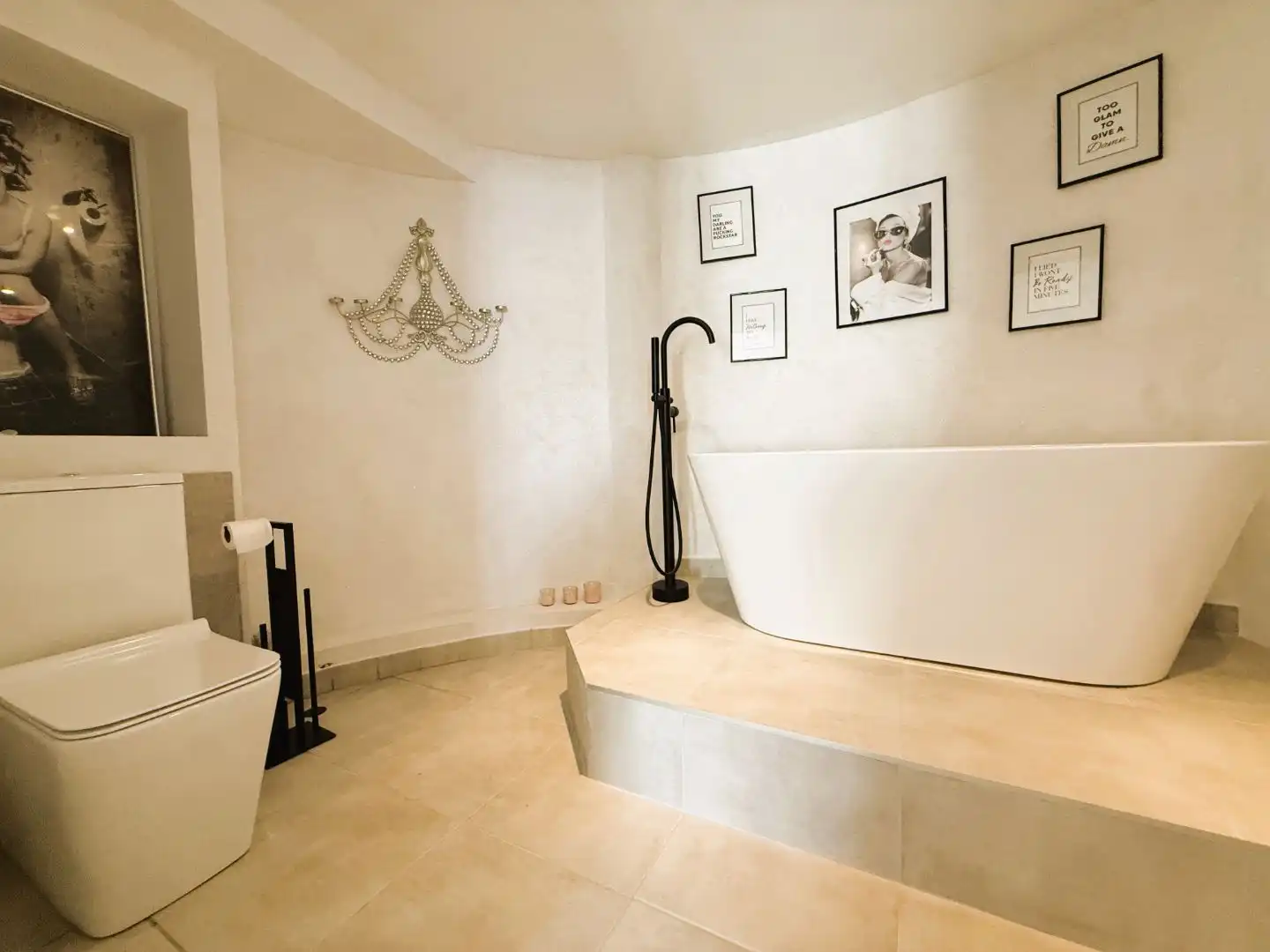 Wohnung zum Verkauf in Calle Río Vinalopó, San Miguel de Salinas Badezimmer von Wohnung zum Verkauf in San Miguel de Salinas mit Klimaanlage, Privatgarten und Terrasse
