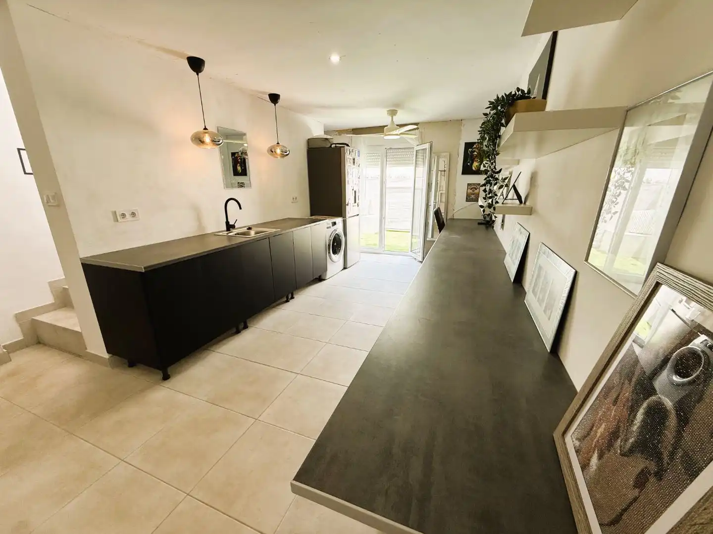 Wohnung zum Verkauf in Calle Río Vinalopó, San Miguel de Salinas Küche von Wohnung zum Verkauf in San Miguel de Salinas mit Klimaanlage, Privatgarten und Terrasse