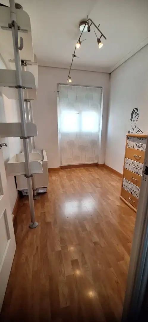 Pis de lloguer a Calle de la Rioja, 8, Zarzaquemada Dormitori de Pis de lloguer en Leganés
