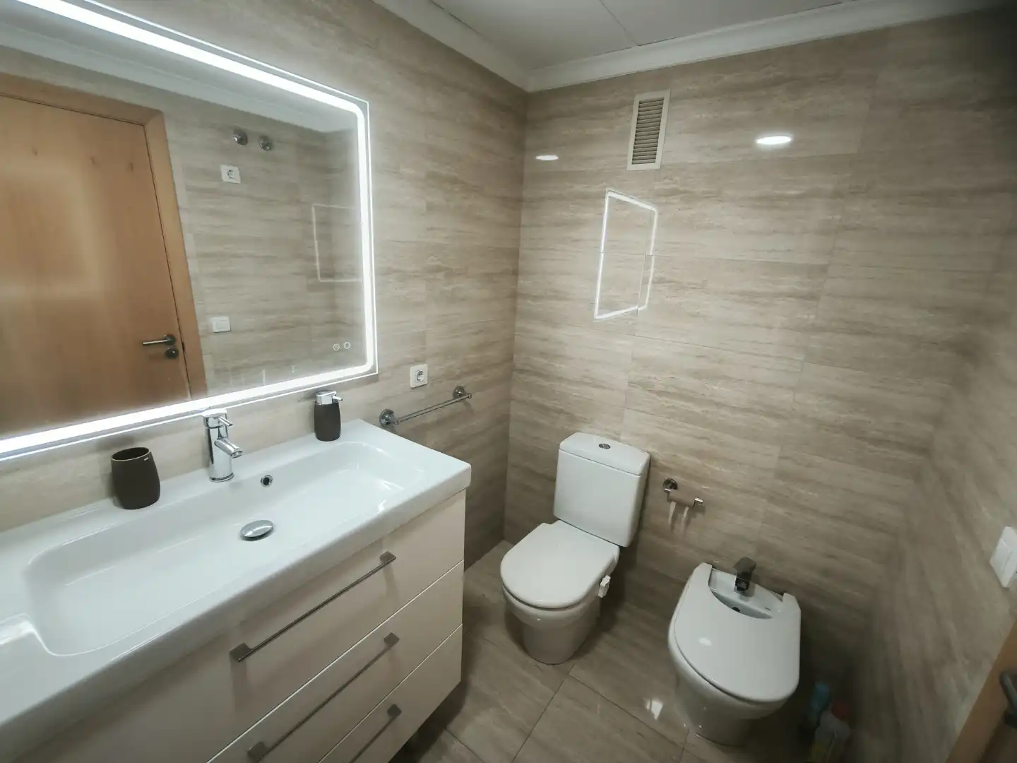 Flat for rent in Passeig de la Universitat, 48, Estación - Universidad Bathroom of Flat for rent in Castellón de la Plana / Castelló de la Plana with Furnished
