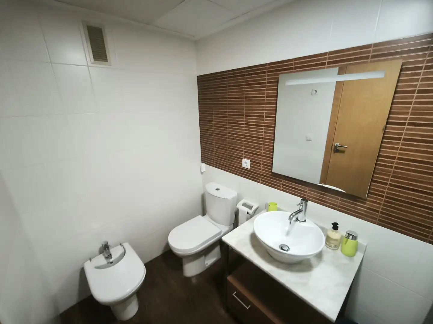 Flat for rent in Passeig de la Universitat, 48, Estación - Universidad Bathroom of Flat for rent in Castellón de la Plana / Castelló de la Plana with Furnished