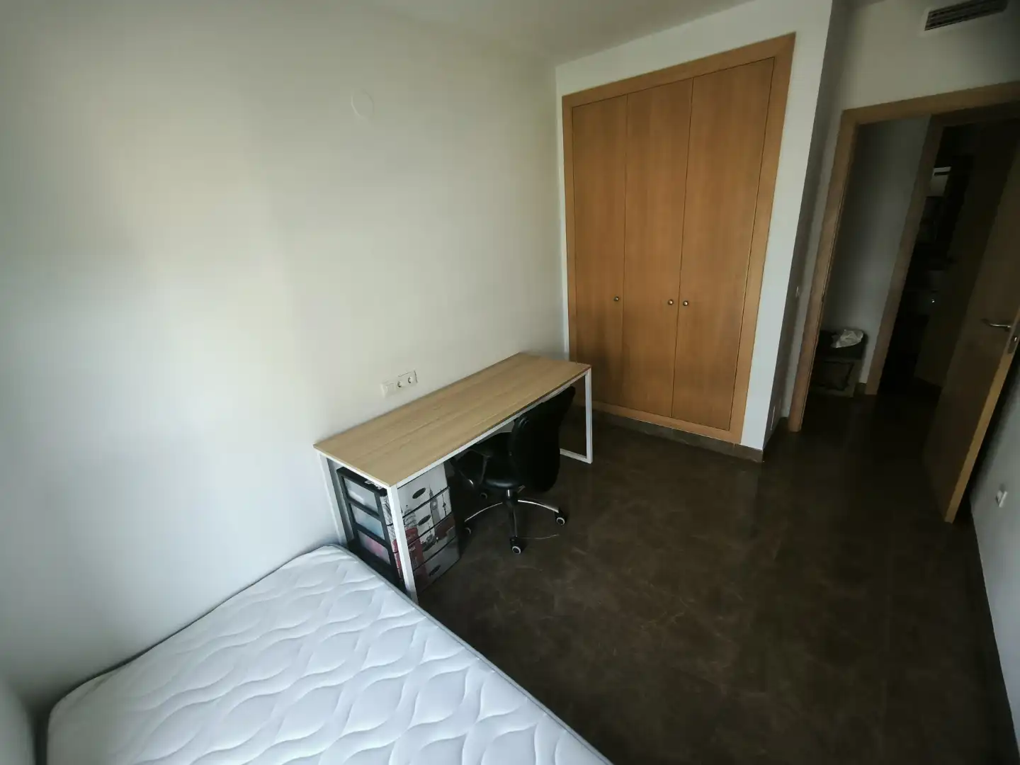 Flat for rent in Passeig de la Universitat, 48, Estación - Universidad Bedroom of Flat for rent in Castellón de la Plana / Castelló de la Plana with Furnished