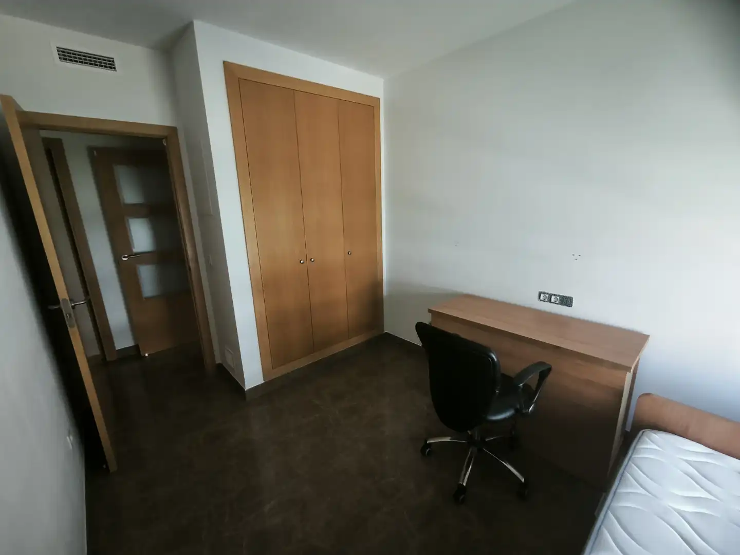Flat for rent in Passeig de la Universitat, 48, Estación - Universidad Bedroom of Flat for rent in Castellón de la Plana / Castelló de la Plana with Furnished