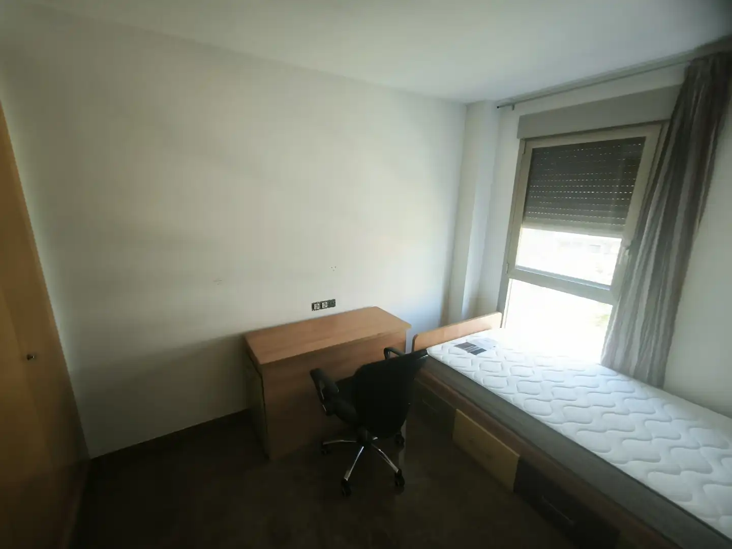 Flat for rent in Passeig de la Universitat, 48, Estación - Universidad Bedroom of Flat for rent in Castellón de la Plana / Castelló de la Plana with Furnished