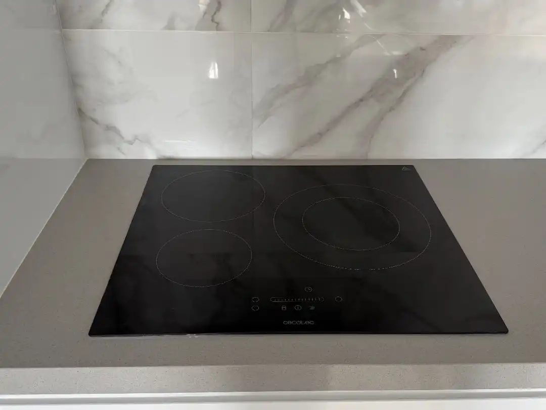 Piso de alquiler en Avenida Ronda del Estero, 28, Ronda del Estero Cocina de Piso de alquiler en San Fernando con Aire acondicionado, Calefacción y Amueblado