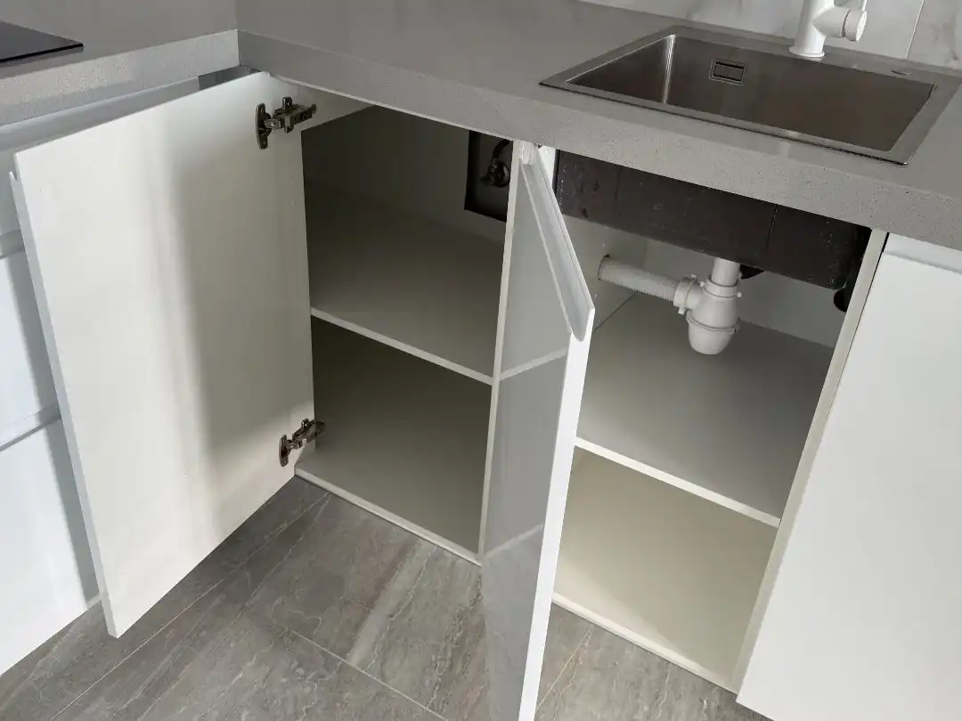 Piso de alquiler en Avenida Ronda del Estero, 28, Ronda del Estero Cocina de Piso de alquiler en San Fernando con Aire acondicionado, Calefacción y Amueblado