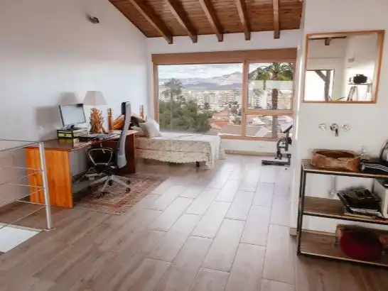 Einfamilien-Reihenhaus zur Miete in Calle del Albatros, 3, Alicante / Alacant Schlafzimmer von Einfamilien-Reihenhaus zur Miete in Alicante / Alacant mit Klimaanlage, Terrasse und Schwimmbad