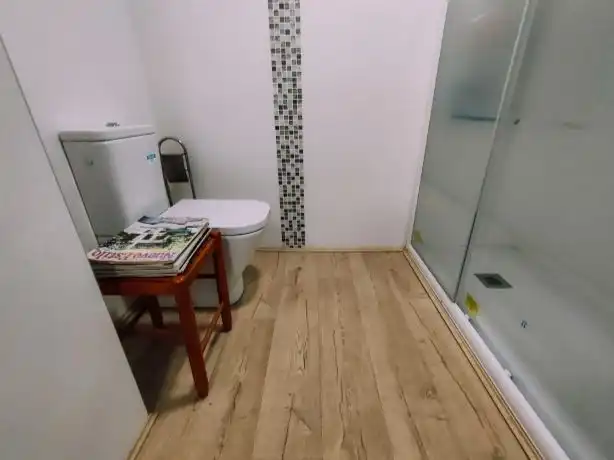 Einfamilien-Reihenhaus zur Miete in Calle del Albatros, 3, Alicante / Alacant Badezimmer von Einfamilien-Reihenhaus zur Miete in Alicante / Alacant mit Klimaanlage, Terrasse und Schwimmbad