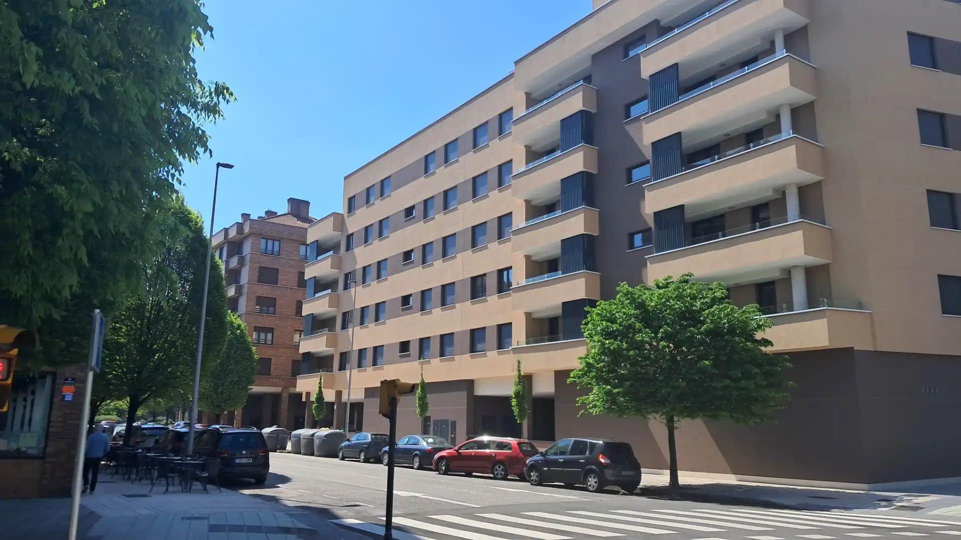 Garaje de alquiler en Calle Orestes Menéndez, 10, La Calzada Vista exterior de Garaje de alquiler en Gijón