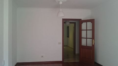 Piso de alquiler en Avenida Pintor Felo Monzón, 28, Siete Palmas, Las Palmas de Gran Canaria - imagen 4 Foto 4 de Piso de alquiler en Avenida Pintor Felo Monzón, 28, Siete Palmas, Las Palmas de Gran Canaria