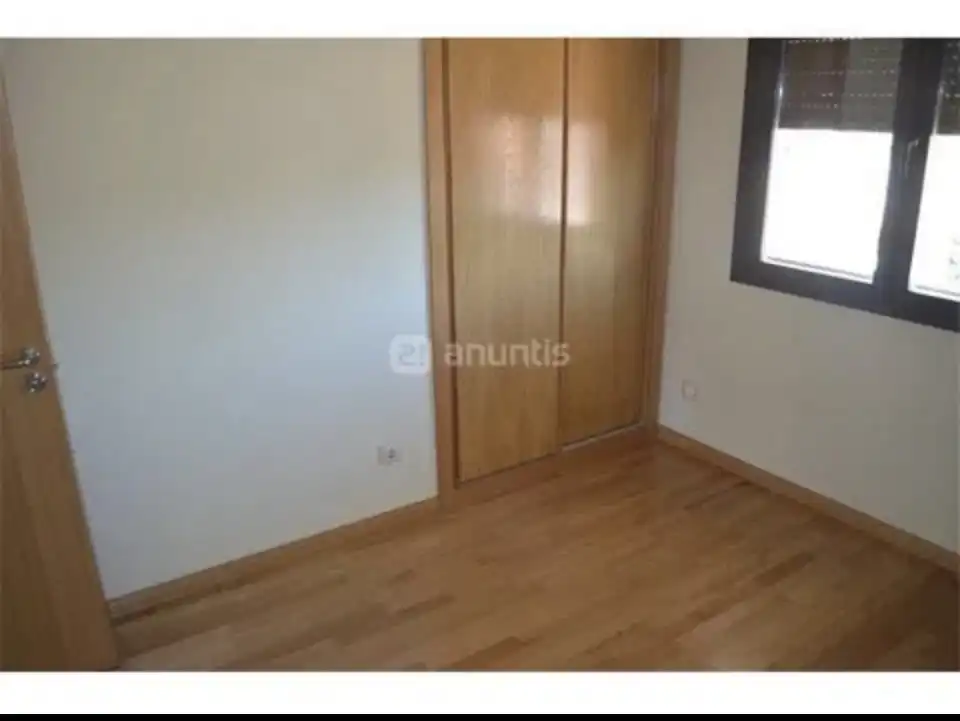 Flat for rent in Calle de Valdemilanos, 2, Las Vegas - El Pozanco - Adelfillas Bedroom of Flat for rent in Colmenar Viejo with Air Conditioner, Terrace and Swimming Pool