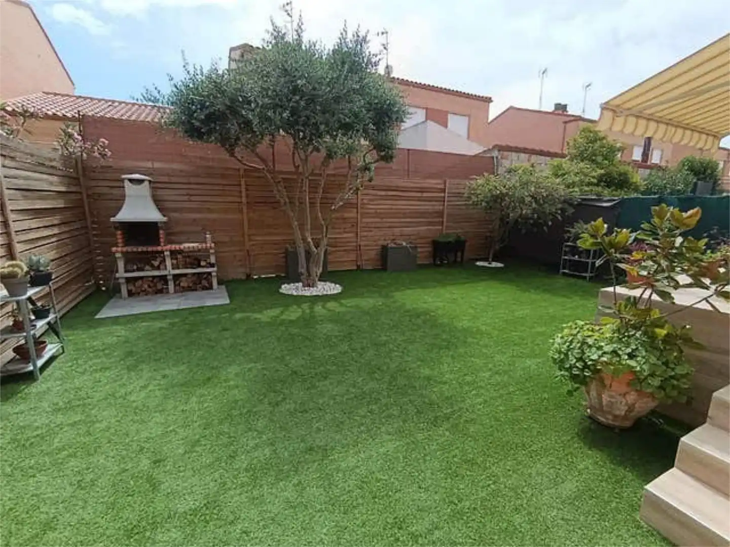 Casa o xalet en venda a Cortes Terrassa de Casa o xalet en venda en Cortes amb Calefacció, Jardí privat i Terrassa