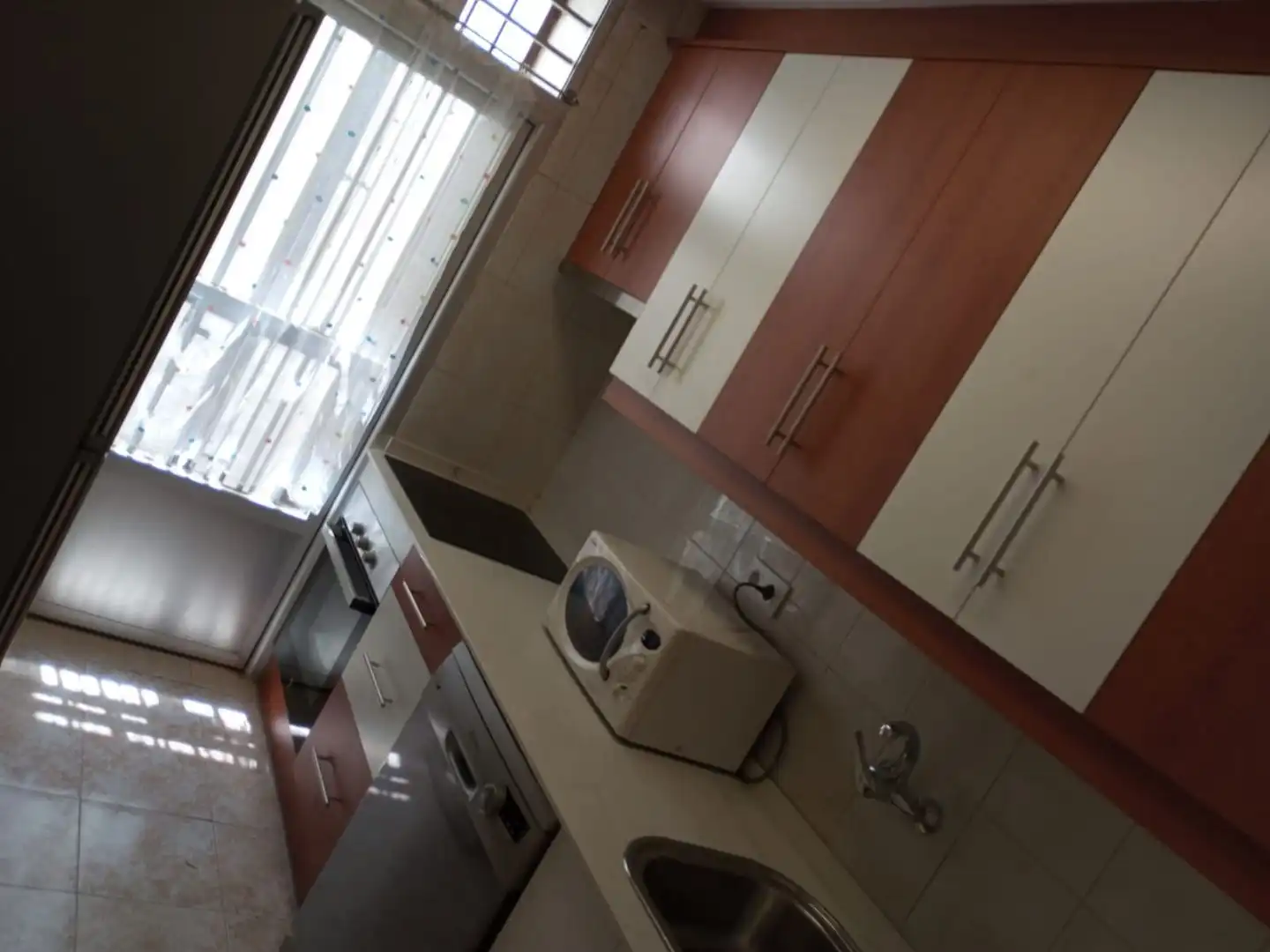 Piso de alquiler en Carretera Candeleda, 36, Arenas de San Pedro Cocina de Piso de alquiler en Arenas de San Pedro con Calefacción, Jardín privado y Parquet