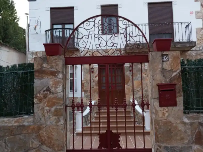 Piso de alquiler en Carretera Candeleda, 36, Arenas de San Pedro Piso de alquiler en Arenas de San Pedro con Calefacción, Jardín privado y Parquet