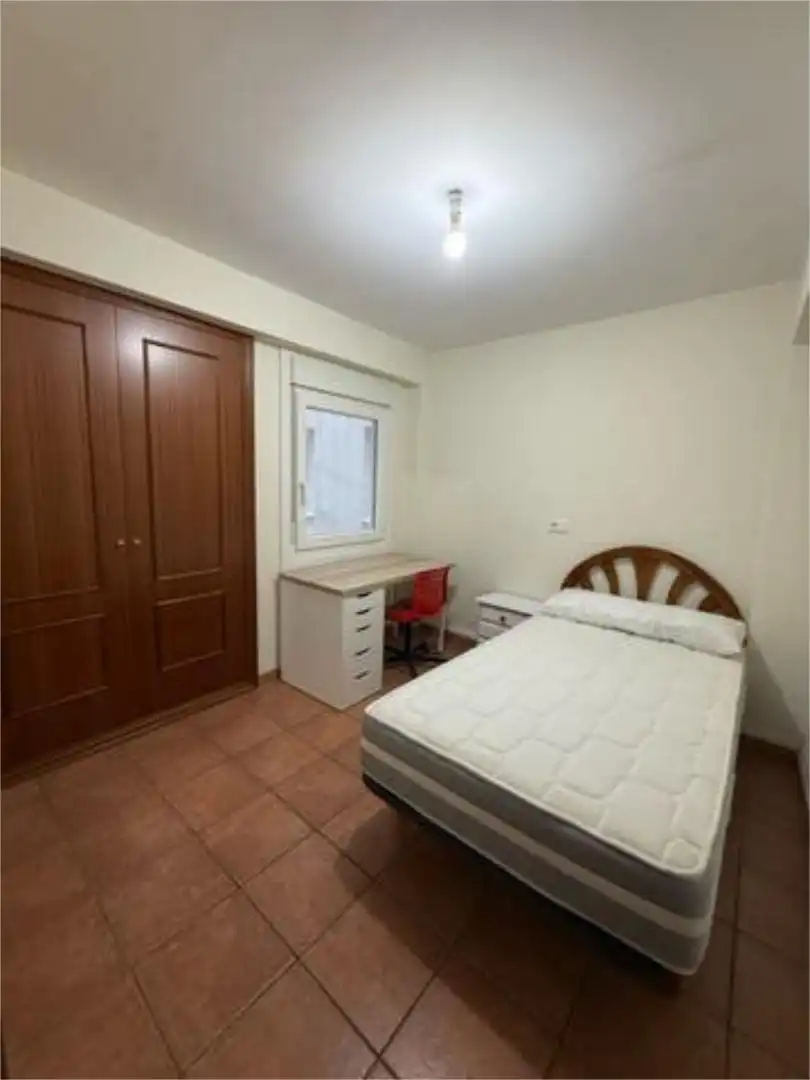 Piso de alquiler en Agra del Orzán - Ventorrillo Habitación de Piso de alquiler en A Coruña Capital con Amueblado