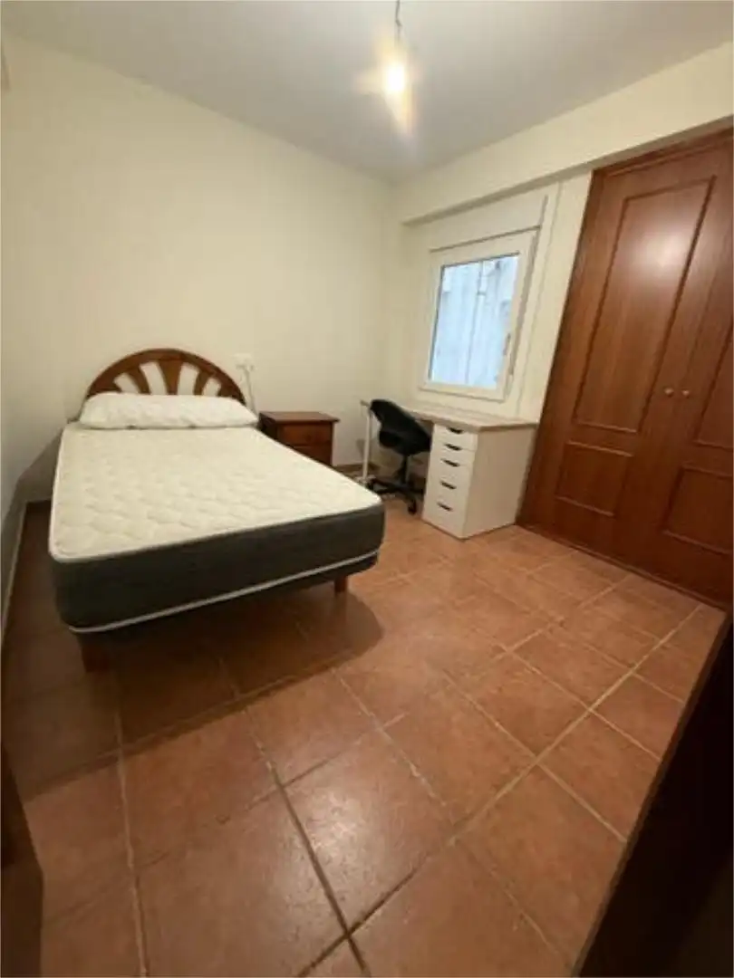 Piso de alquiler en Agra del Orzán - Ventorrillo Habitación de Piso de alquiler en A Coruña Capital con Amueblado