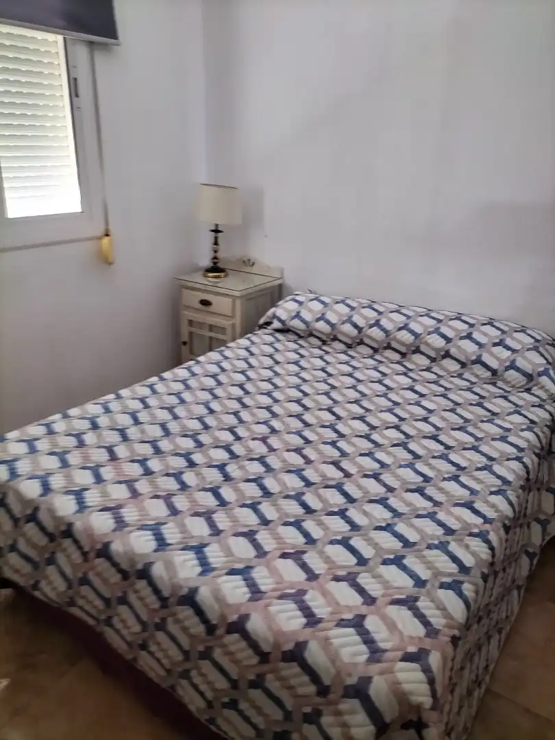 Piso en venta en Calle Ronda de los Viñedos, 6, El Retiro - La Vid Habitación de Piso en venta en Jerez de la Frontera con Amueblado