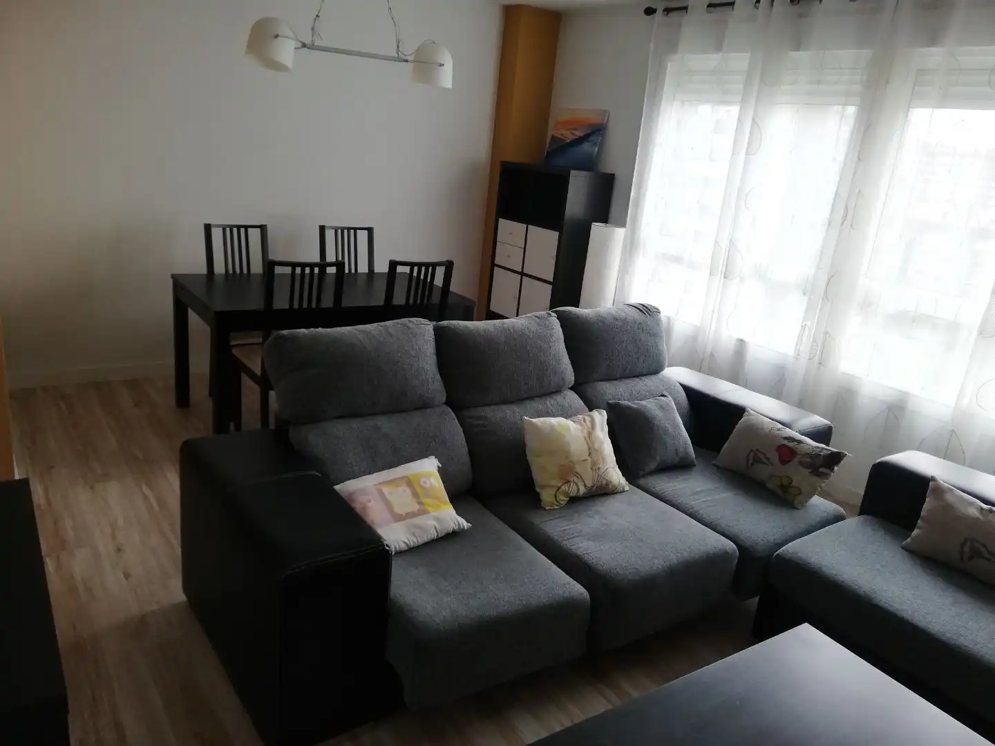 Room in Rúa de Alexandre Bóveda, 8, As Travesas - Balaídos Living room of Flat for share in Vigo with Heating, Parquet flooring and Furnished