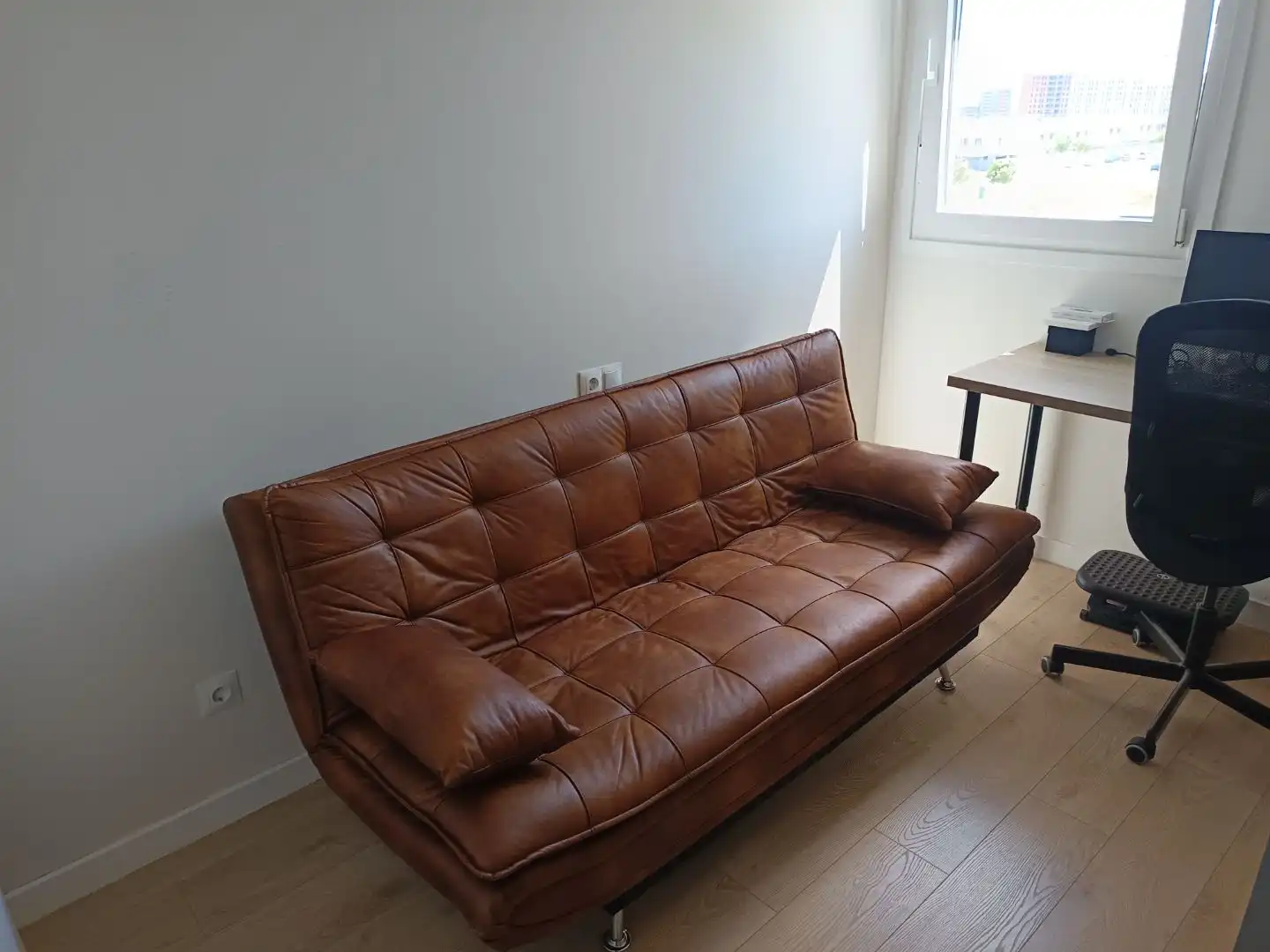 Piso en venta en Avenida de las Universidades, 8, Dos Hermanas Sala de estar de Piso en venta en Dos Hermanas con Aire acondicionado, Terraza y Piscina