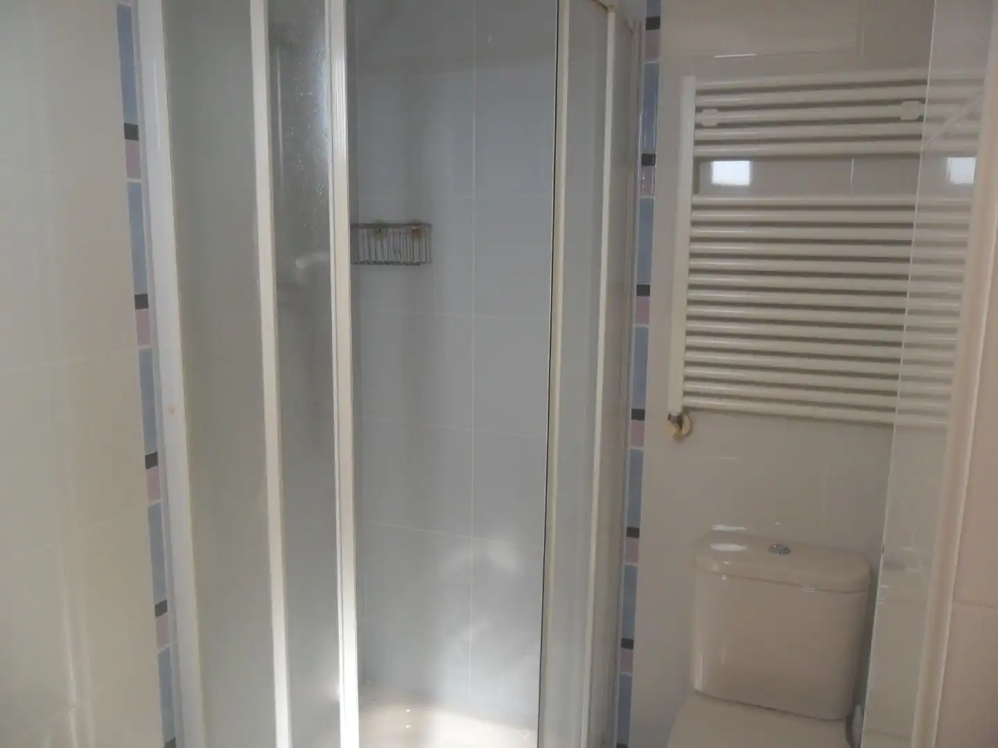 Flat for rent in Calle Huesca, 29, Estadio Castalia Bathroom of Flat for rent in Castellón de la Plana / Castelló de la Plana with Heating, Storage room and Furnished