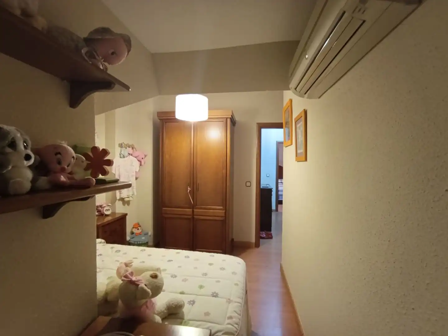Casa adosada en venda a Calle Infanta Margarita, 3, Puente Tablas - Puente Nuevo - Cerro Molina Dormitori de Casa adosada en venda en Jaén amb Aire condicionat, Calefacció i Terrassa