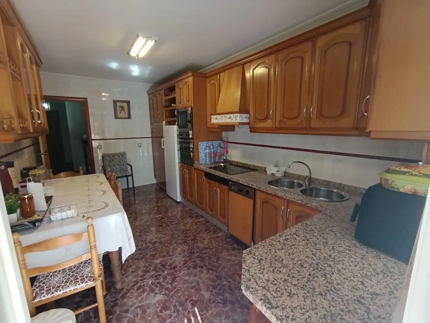 Casa adosada en venda a Calle Infanta Margarita, 3, Puente Tablas - Puente Nuevo - Cerro Molina Cuina de Casa adosada en venda en Jaén amb Aire condicionat, Calefacció i Terrassa