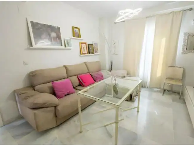 Sala d'estar de Casa o xalet de lloguer en Dos Hermanas amb Aire condicionat, Terrassa i Traster