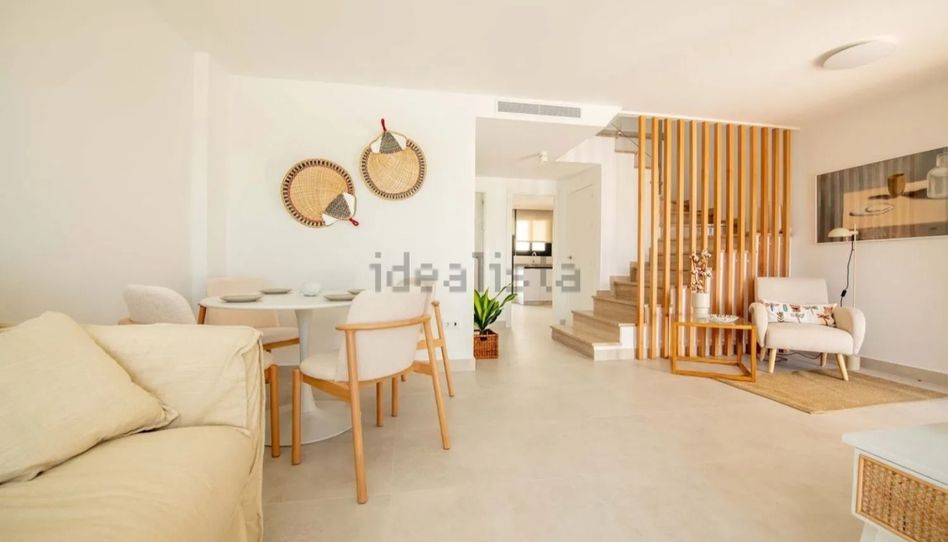 Detached homes for sale in Avenida de Inglaterra, 101, Cox, Alicante - image 1 Photo 1 of Detached homes for sale in Avenida de Inglaterra, 101, Cox, Alicante
