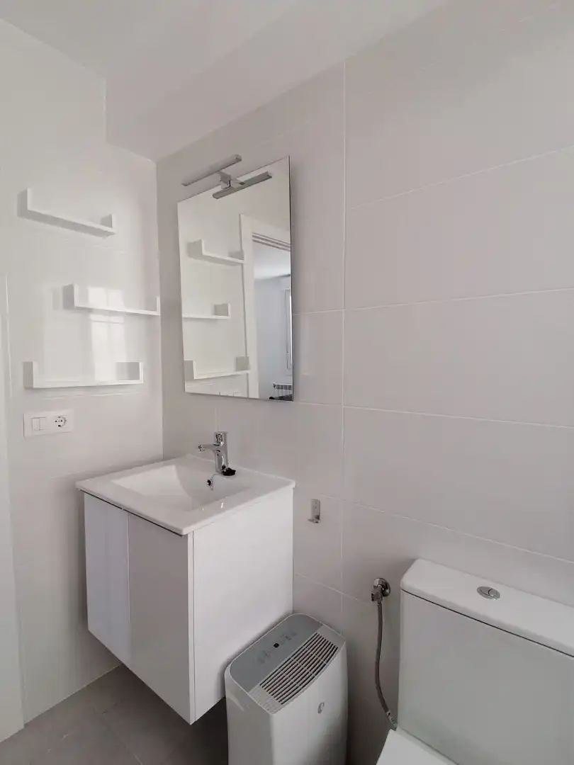 Flat for rent in Rúa Couto Piñeiro, 18, Casablanca - Calvario Bathroom of Flat for rent in Vigo with Heating and Furnished