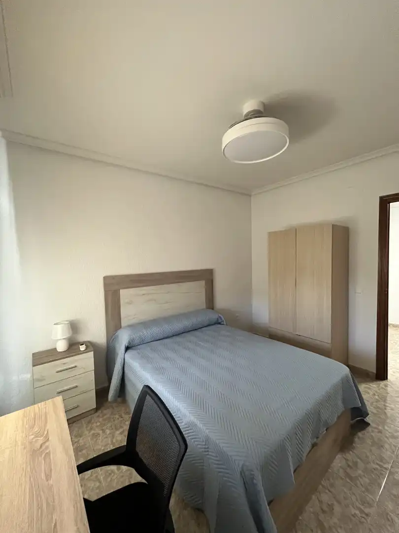 Zimmer in Avenida Francisco Aguirre, 196, El Pilar - La Estación Schlafzimmer von Wohnung zur untervermieten in Talavera de la Reina mit Heizung, Möbliert und Balkon
