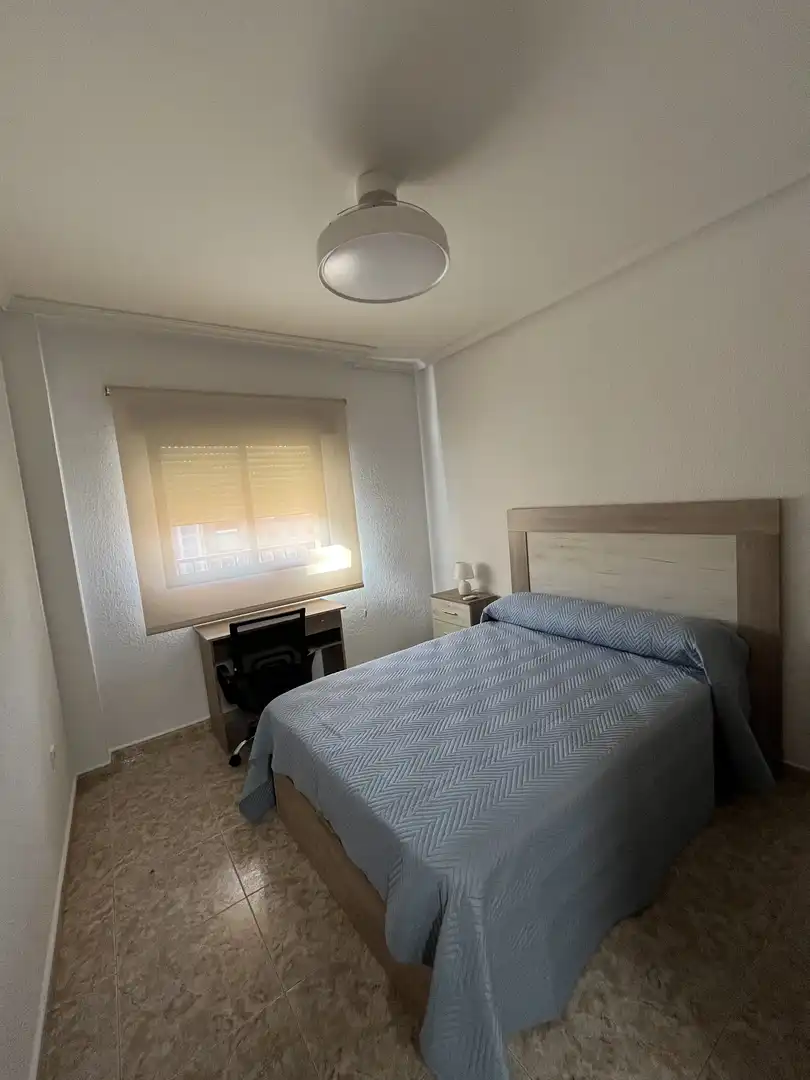Zimmer in Avenida Francisco Aguirre, 196, El Pilar - La Estación Schlafzimmer von Wohnung zur untervermieten in Talavera de la Reina mit Heizung, Möbliert und Balkon