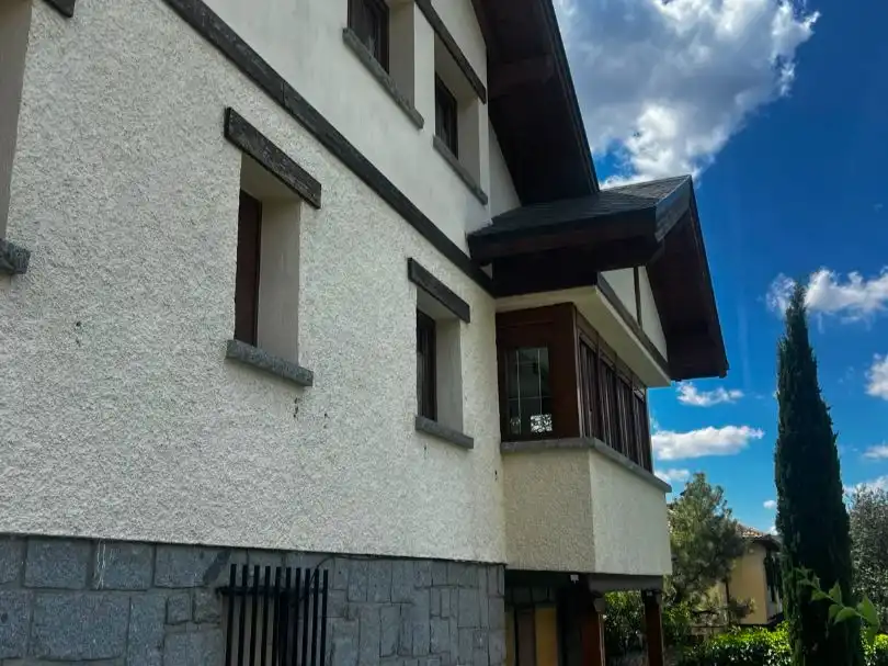 Houses for sale in Calle del Duero, 15, Manzanares El Real Exterior view of Houses for sale in Manzanares El Real with Air Conditioner, Heating and Private garden