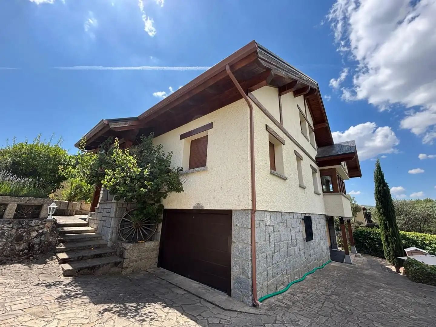 Houses for sale in Calle del Duero, 15, Manzanares El Real Exterior view of Houses for sale in Manzanares El Real with Air Conditioner, Heating and Private garden
