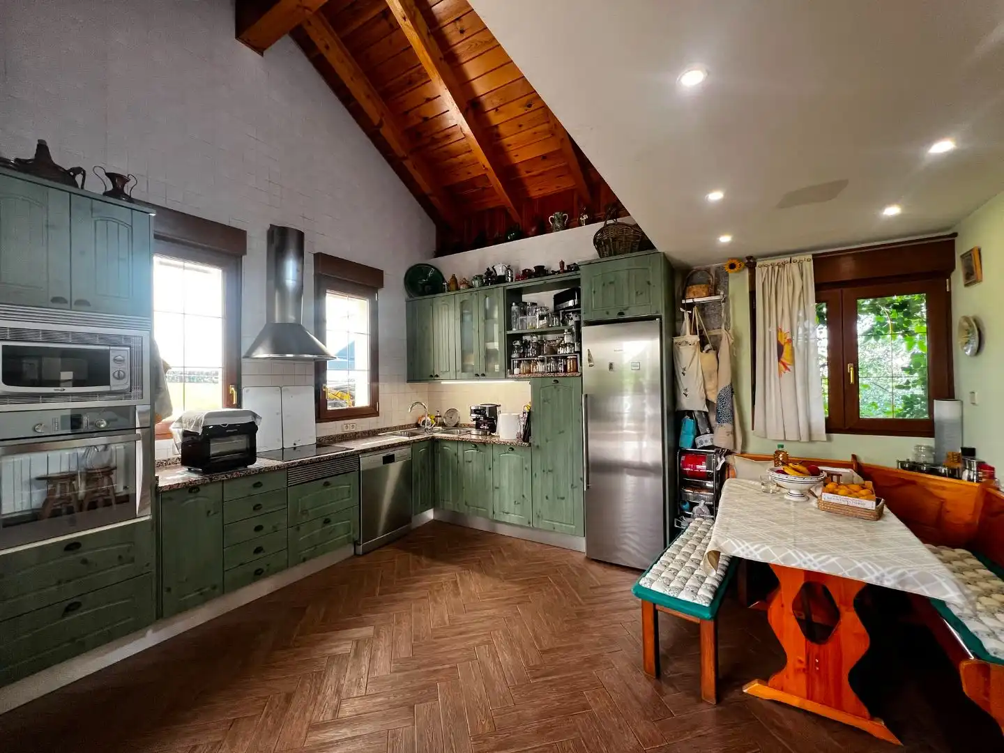 Houses for sale in Calle del Duero, 15, Manzanares El Real Kitchen of Houses for sale in Manzanares El Real with Air Conditioner, Heating and Private garden