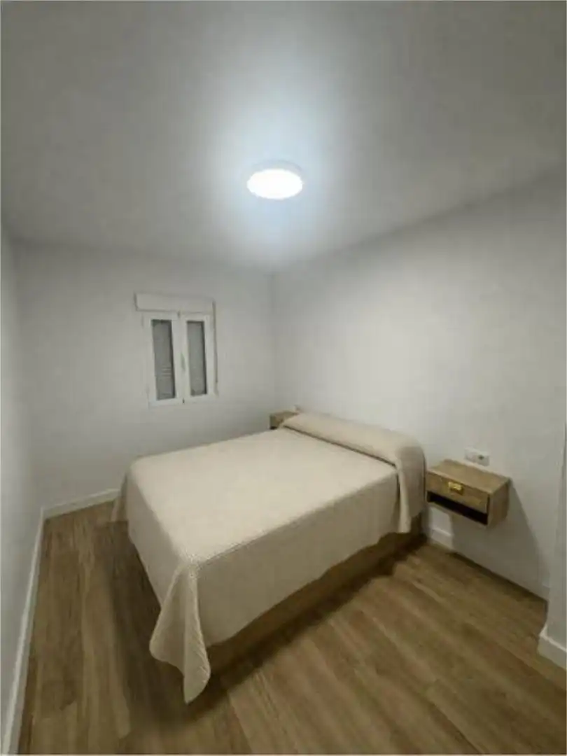 Piso de alquiler en La Reconquista - El Rosario Habitación de Piso de alquiler en Algeciras con Terraza y Amueblado