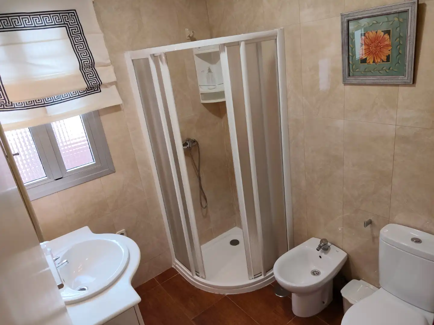 Wohnungen zur Miete in Calle Espronceda, 8, Linares Badezimmer von Wohnungen zur Miete in Linares mit Klimaanlage und Balkon