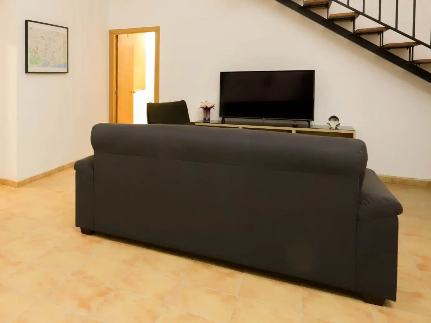 Flat for rent in Carrer Nou de Sant Francesc, 2, Barcelona Capital Living room of Flat for rent in Barcelona Capital with Air Conditioner and Balcony